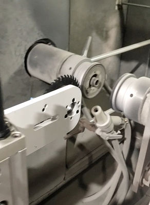 Máy thổi cát CNC chính xác với robot
